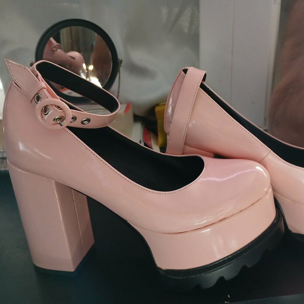 LAMODA - Build Me Up Platform Heels